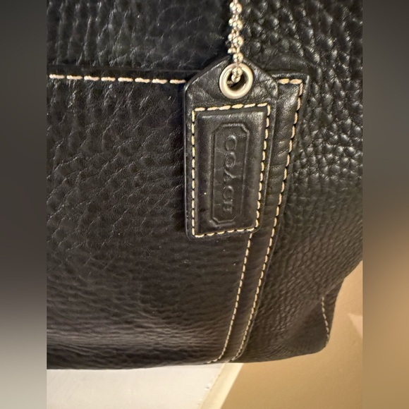COACH CHELSEA Vintage (F10892) Pebbled Leather Tote Bag Black EUC - Picture 5 of 16